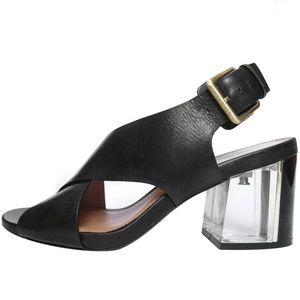 Calvin Klein - Loni Sandals